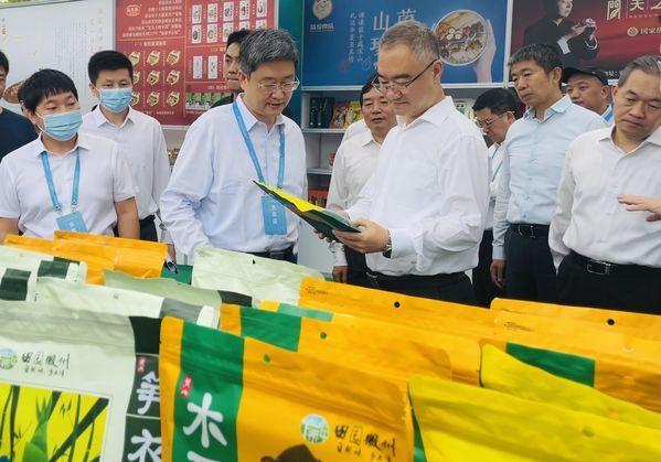 2022年長三角綠色食品加工業(yè)（小崗）大會舉行   孫勇在主會場出席