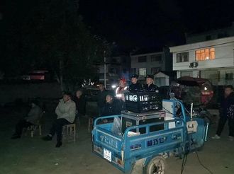 商山鎮：“夜巡+夜話”點亮鄉村“平安燈”