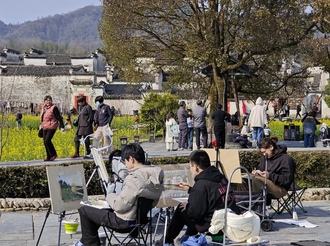 西遞鎮：春和景明入畫來