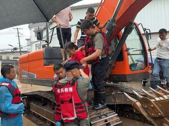 【身邊守護者】我們是退役軍人，就得沖鋒在前！