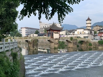 初訪旌德